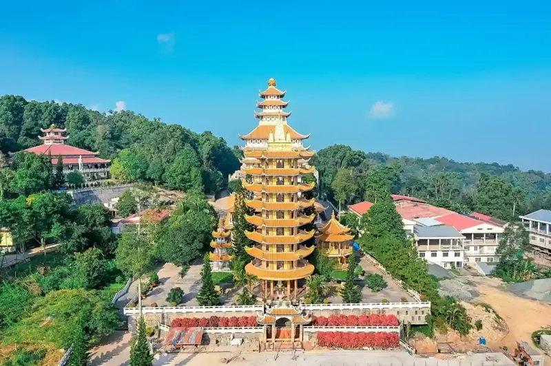 Đà Nẵng - Huế - La Vang - Động Phong Nha - Bà Nà - Cầu Vàng 